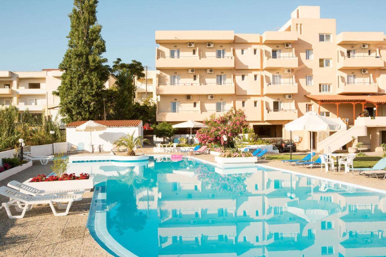 Albatross Hotel Máleme Luaran gambar