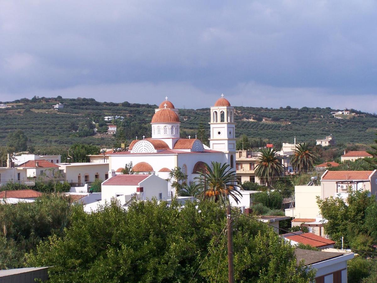 Albatross Hotel Máleme Luaran gambar