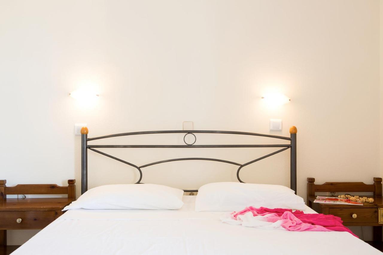 Albatross Hotel Máleme Luaran gambar